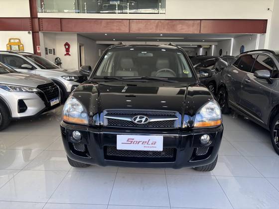 HYUNDAI TUCSON 2.0 MPFI GLS 16V 143CV 2WD FLEX 4P AUTOMÁTICO HYUNDAI TUCSON 2.0 MPFI GLS 16V 143CV 2WD FLEX 4P AUTOMÁTICO
